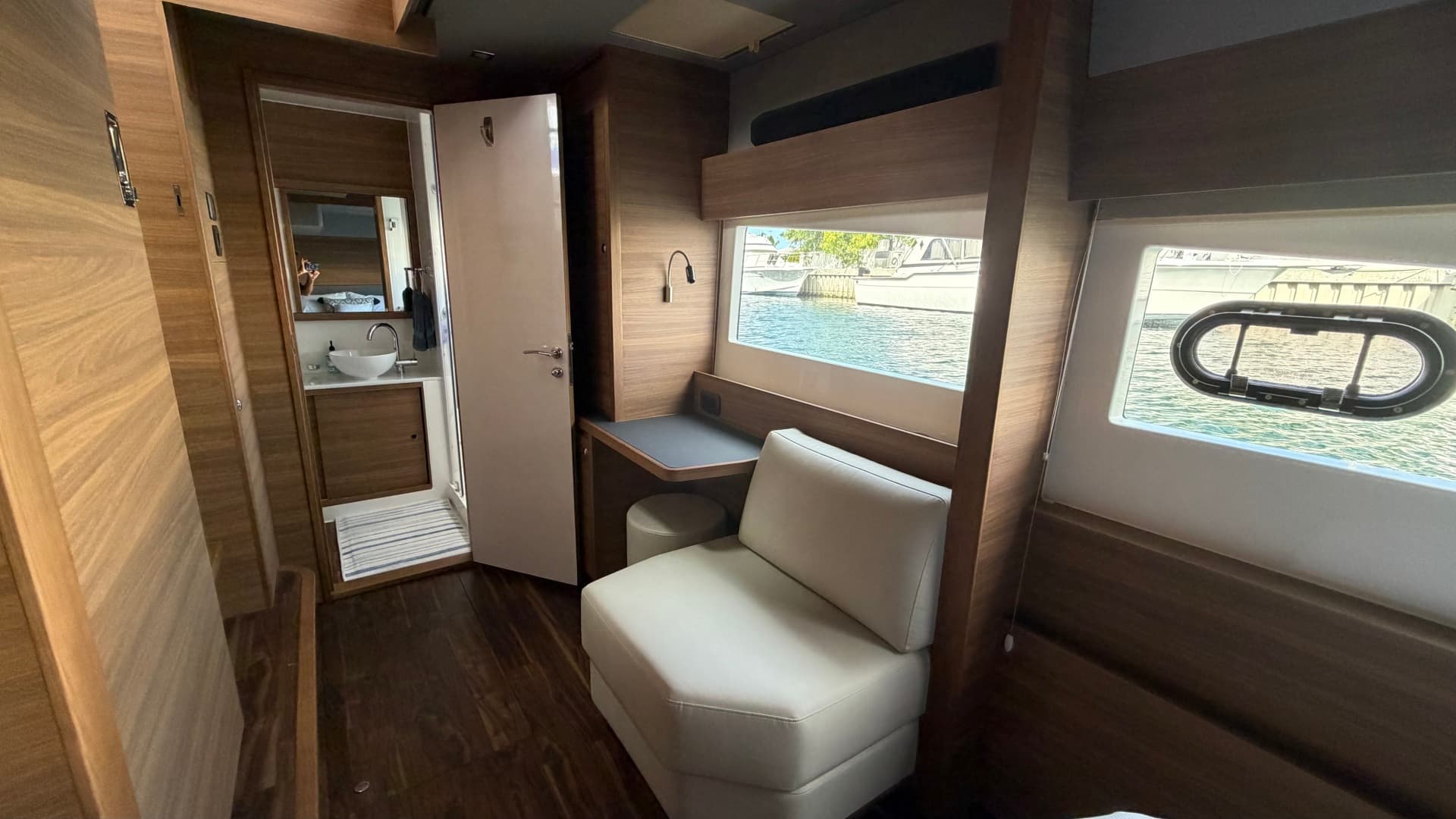 2025 Aquila 54 Enclosed Bridge — photo 97