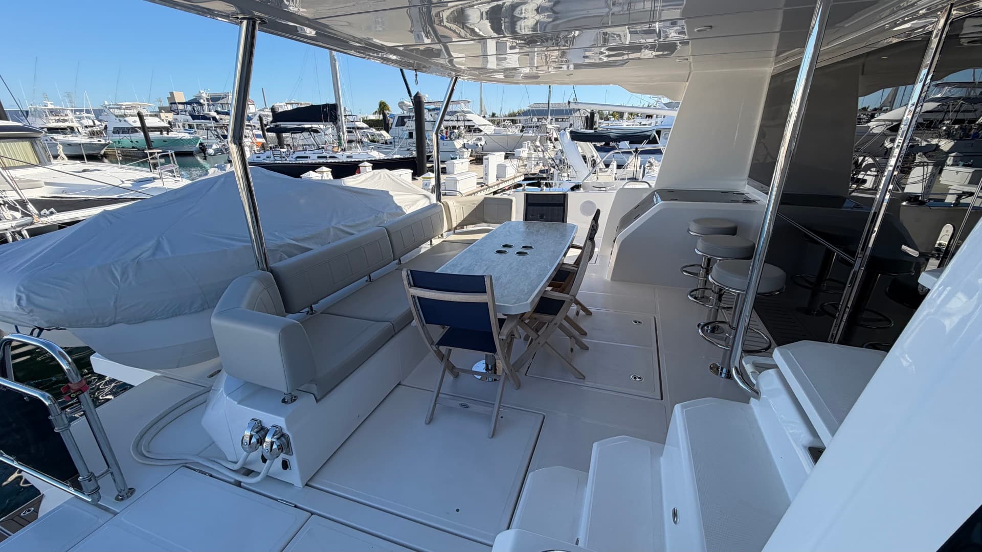 2025 Aquila 54 Enclosed Bridge — photo 58