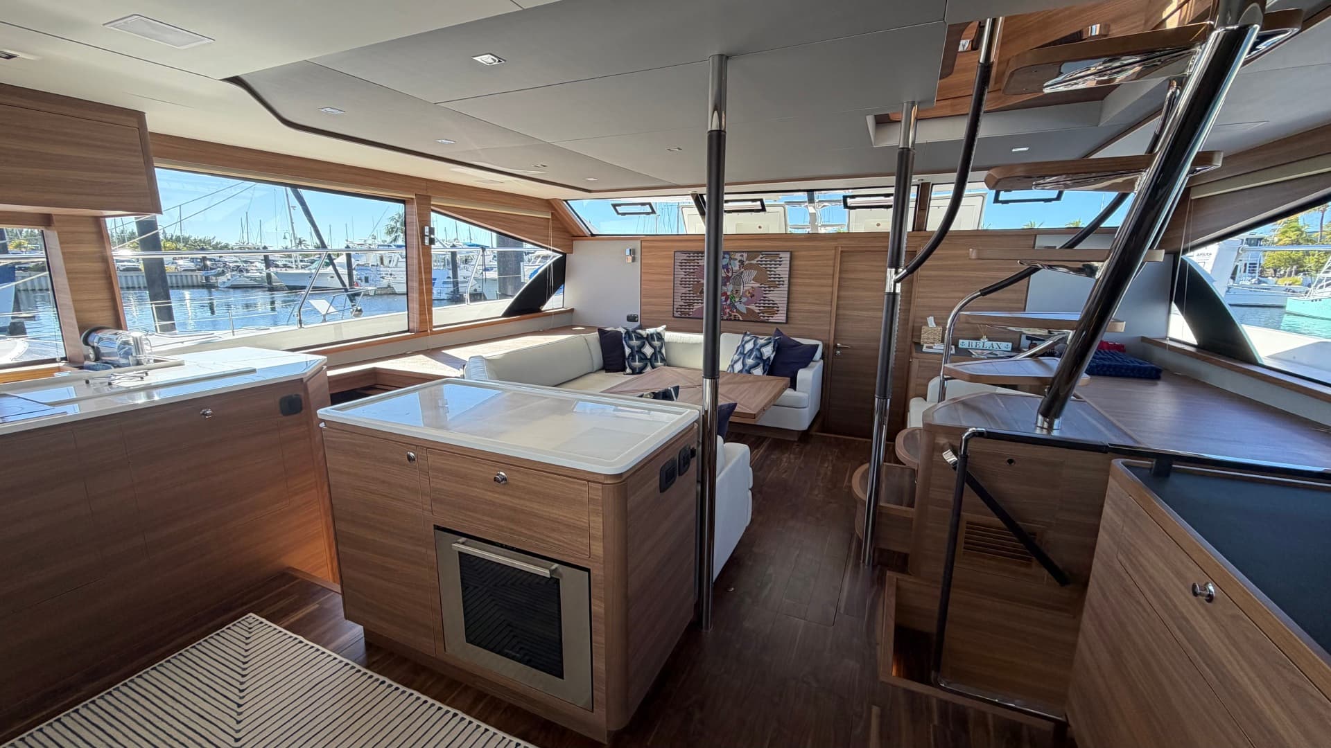 2025 Aquila 54 Enclosed Bridge — photo 43