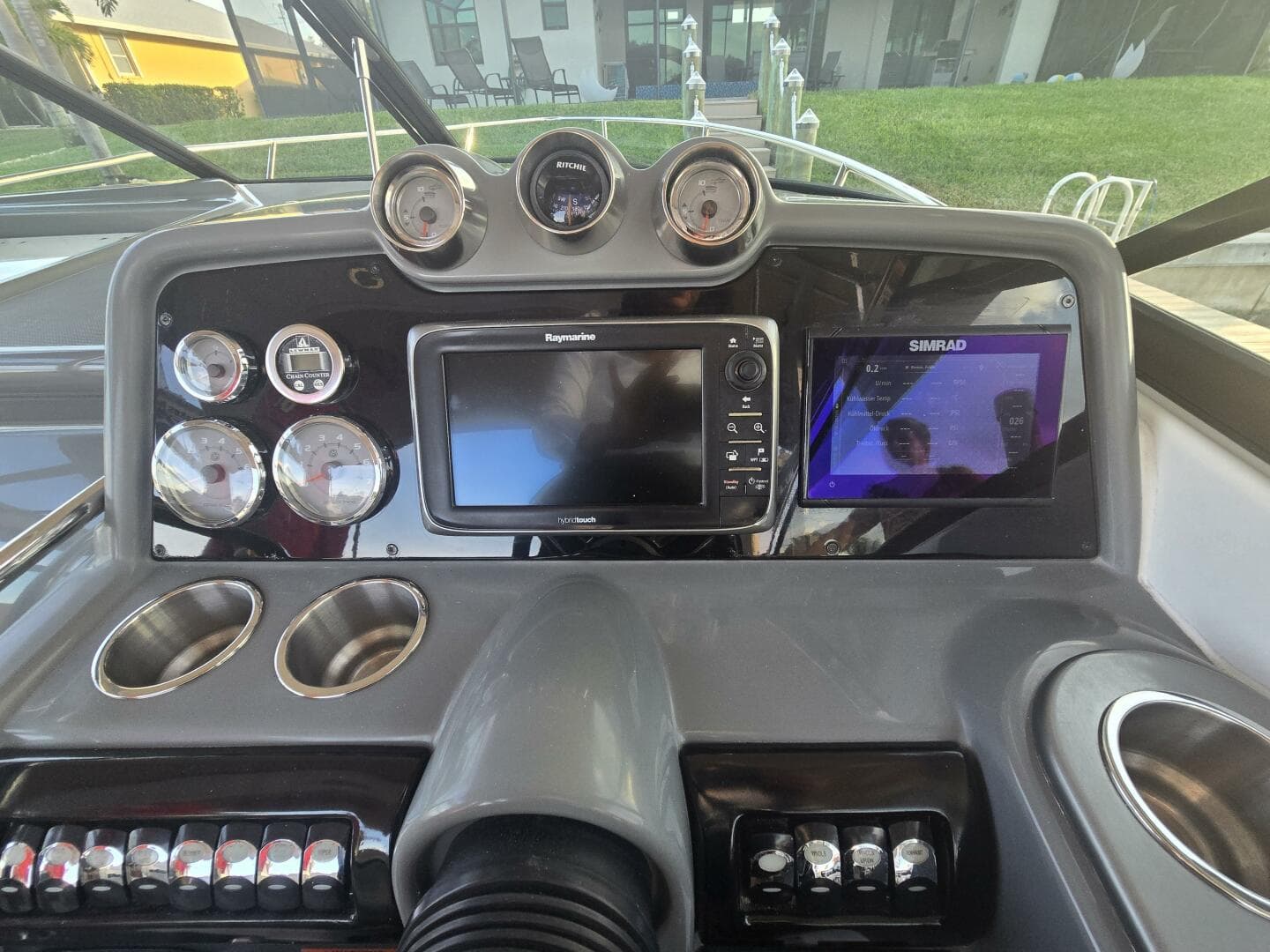 2013 Formula 310 Sun Sport — photo 11