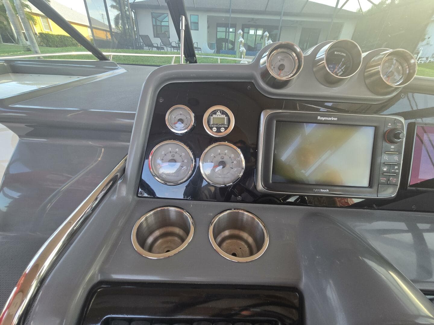 2013 Formula 310 Sun Sport — photo 13