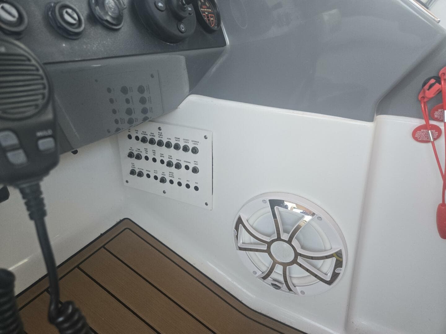 2013 Formula 310 Sun Sport — photo 50