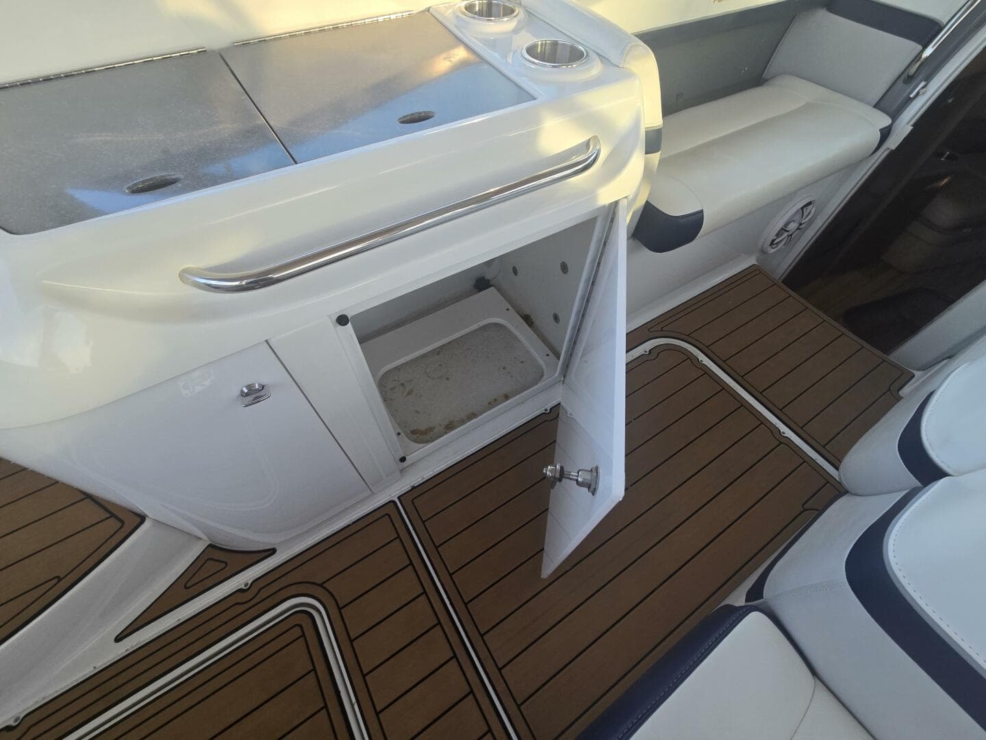 2013 Formula 310 Sun Sport — photo 43