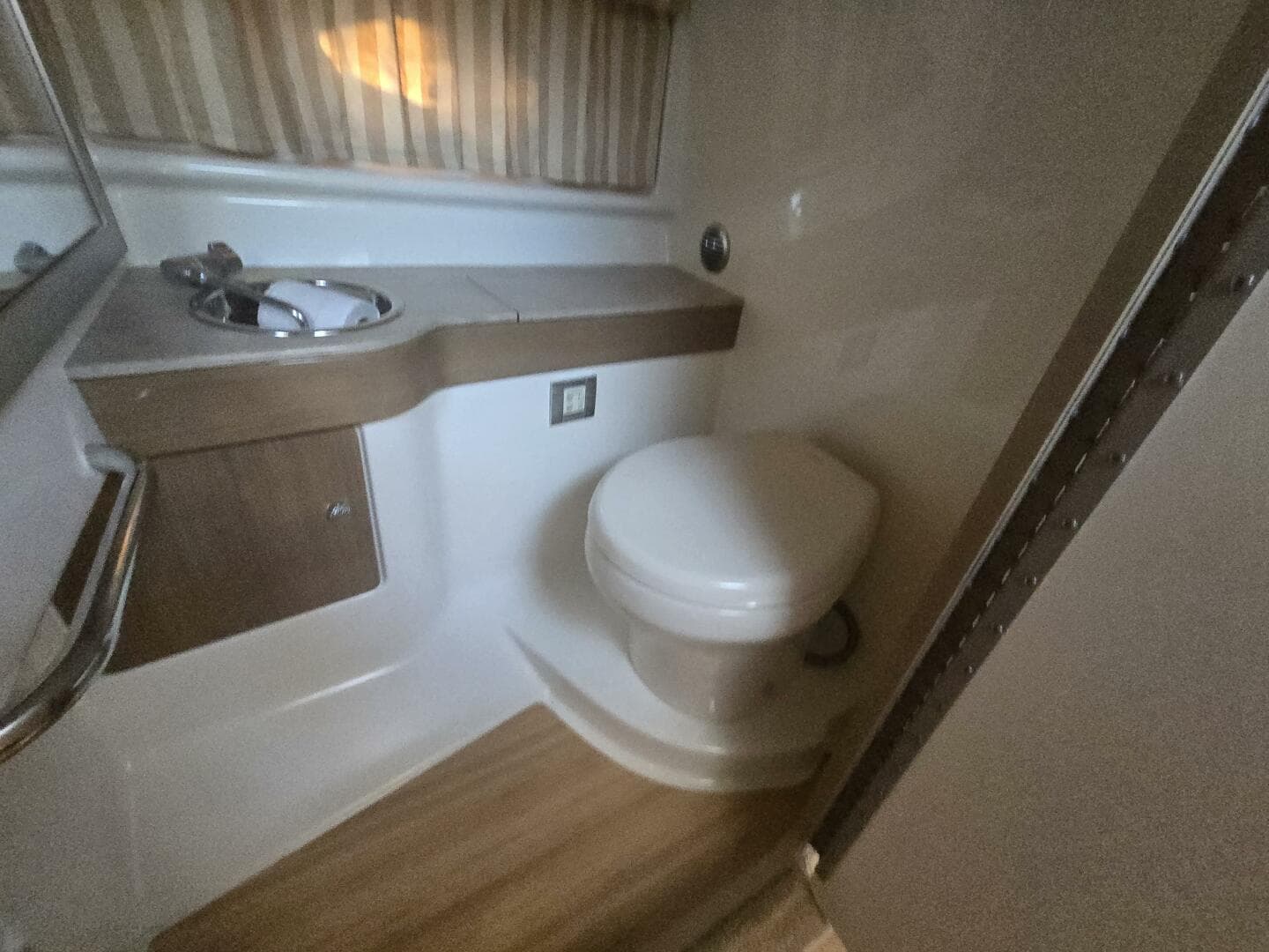 2013 Formula 310 Sun Sport — photo 36