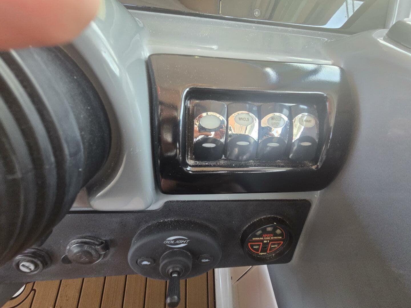 2013 Formula 310 Sun Sport — photo 17