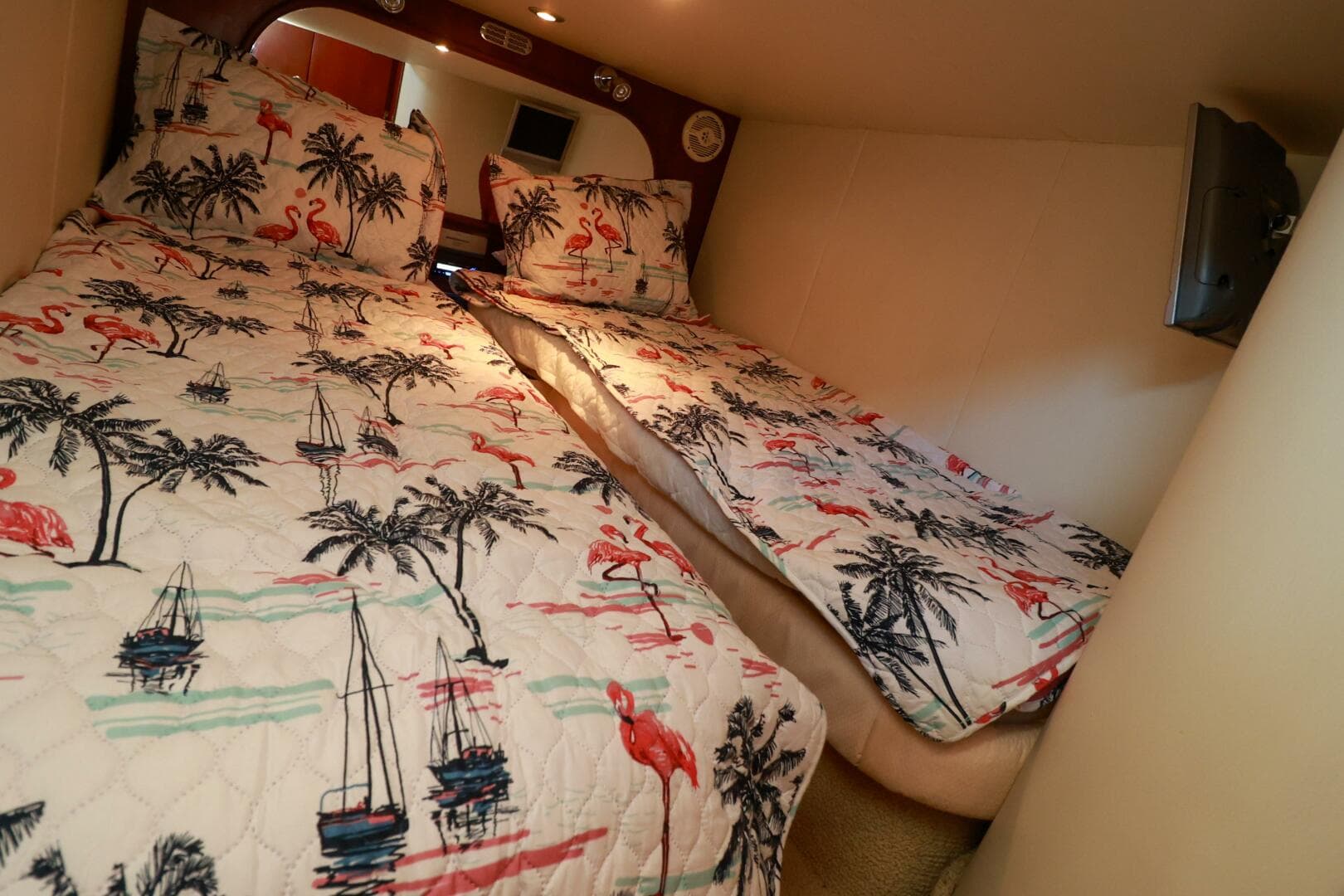 2005 Chris-Craft — photo 45