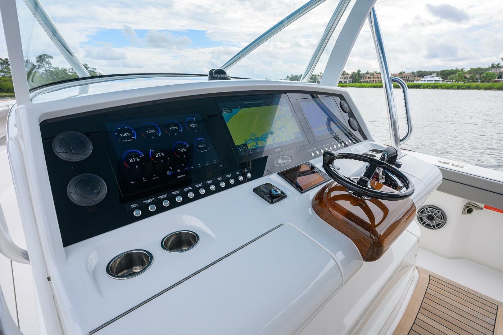 2023 Valhalla Boatworks V-46 — photo 15