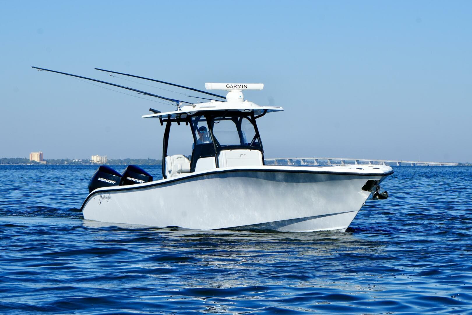 2023 Yellowfin 32 Offshore — photo 9