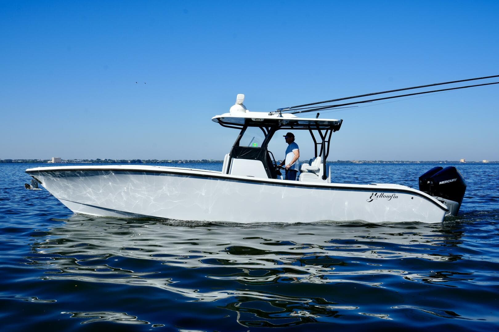 2023 Yellowfin 32 Offshore — photo 5