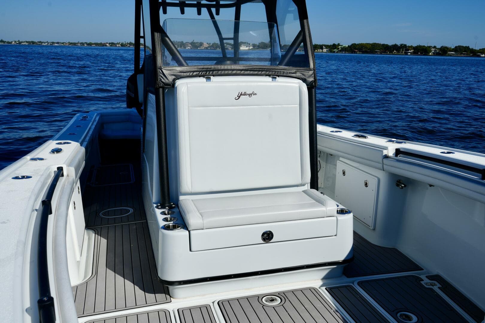 2023 Yellowfin 32 Offshore — photo 15