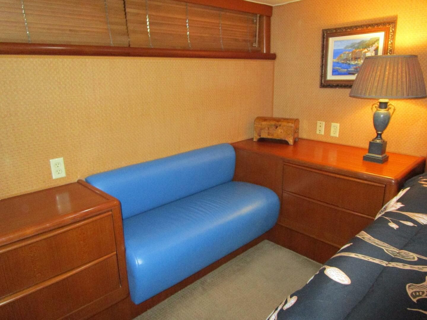 1990 Viking Cockpit — photo 24