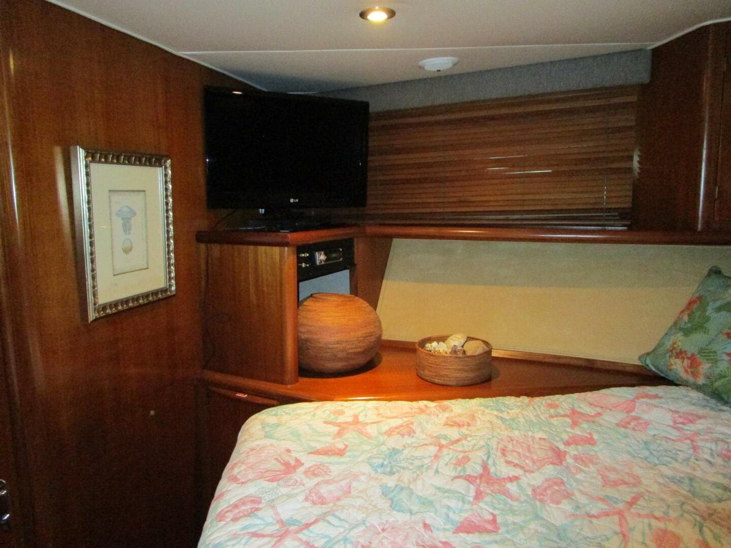 1990 Viking Cockpit — photo 30