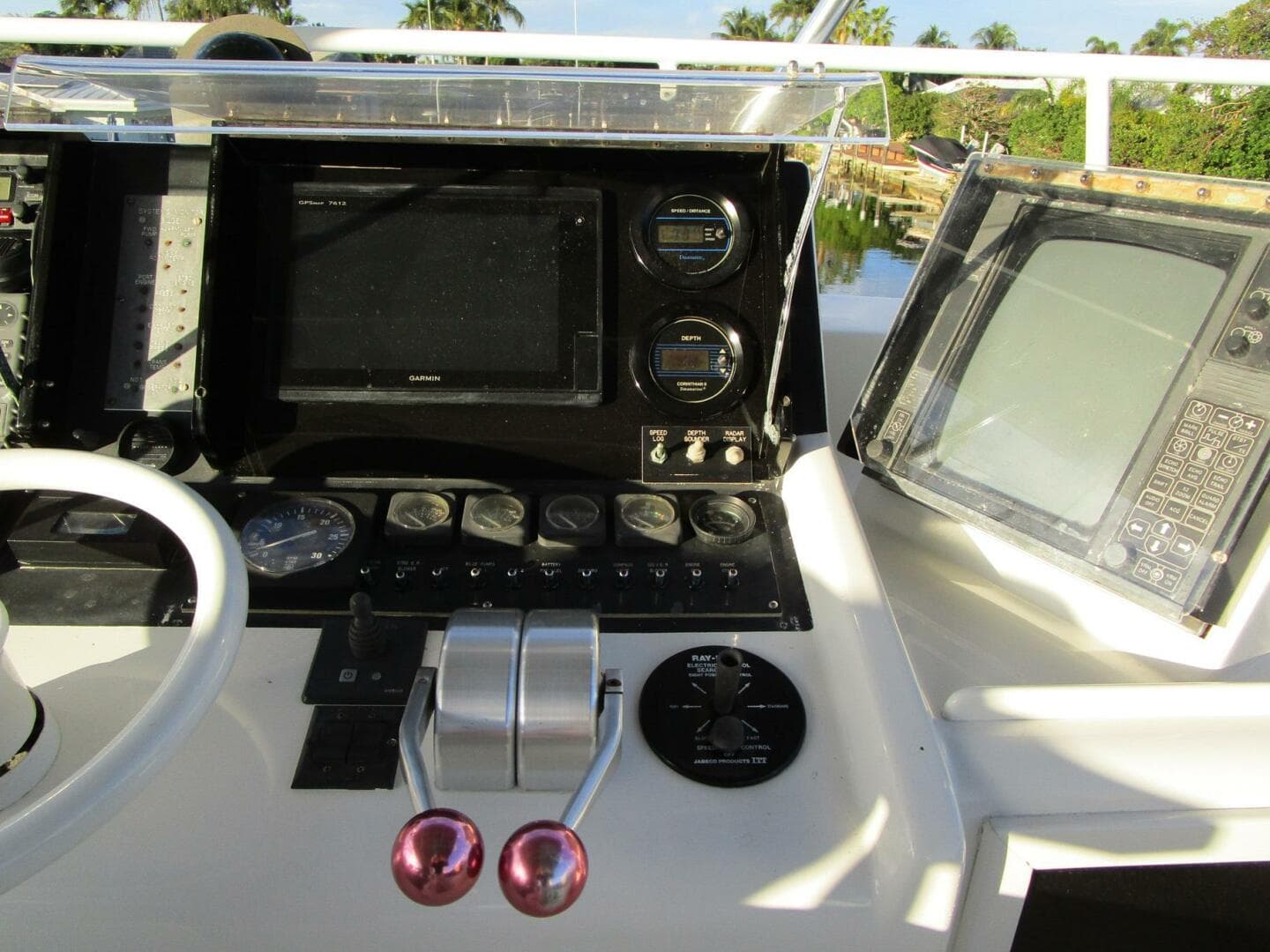 1990 Viking Cockpit — photo 55