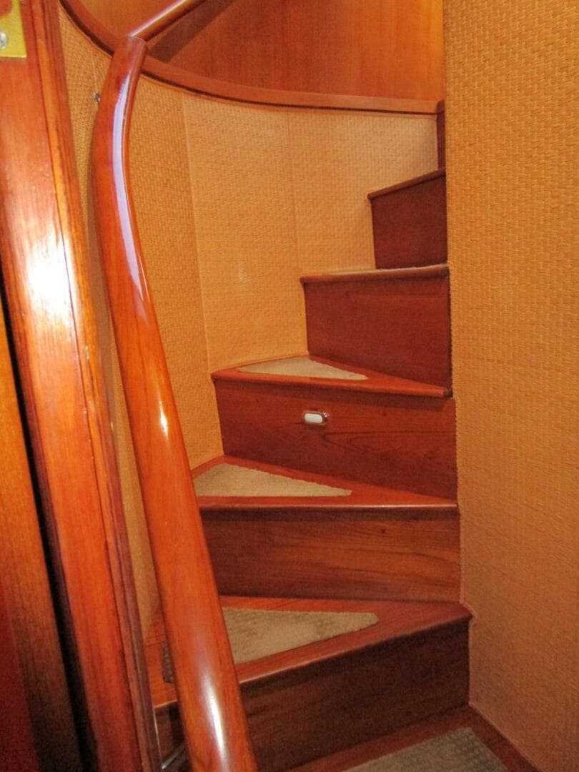 1990 Viking Cockpit — photo 28