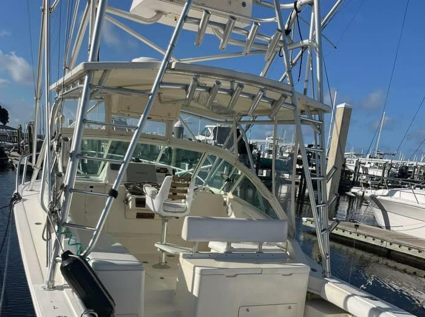 2005 Albemarle 310 Sport Fisherman — photo 16