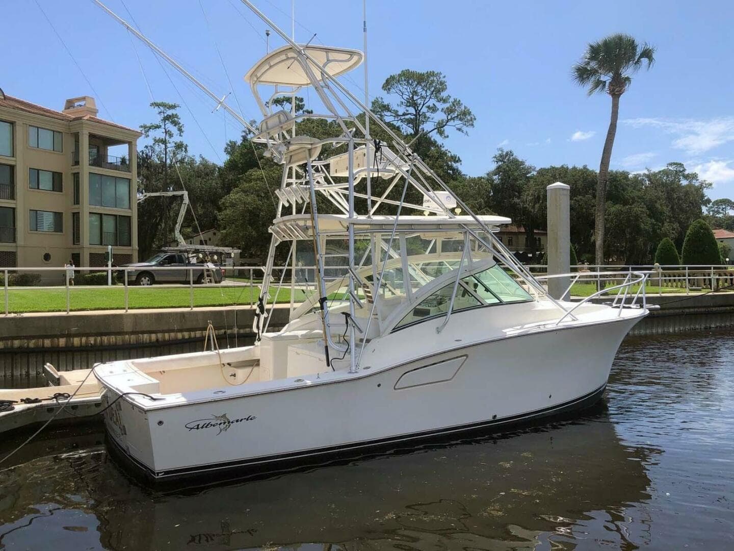 2005 Albemarle 310 Sport Fisherman — photo 4