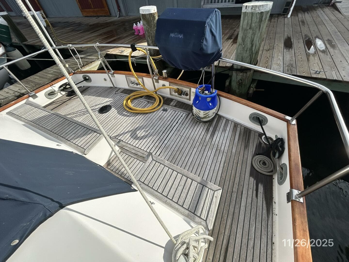 1989 Grand Banks Classic — photo 33