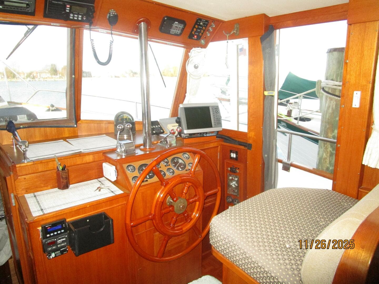 1989 Grand Banks Classic — photo 48