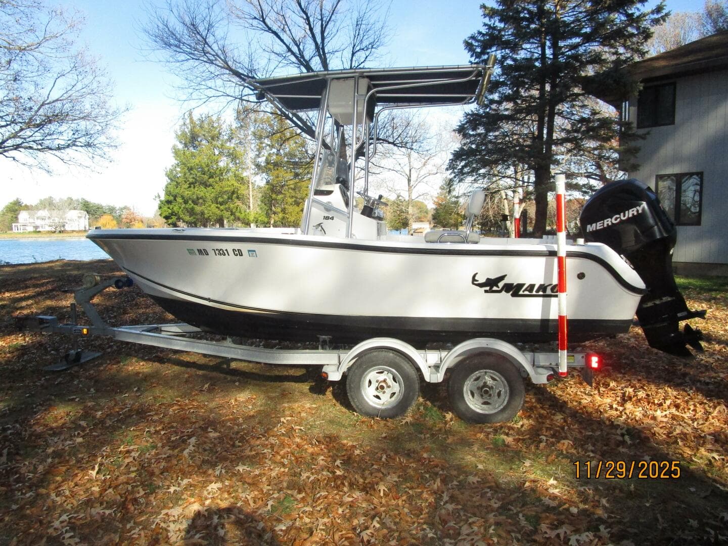2010 Mako 184