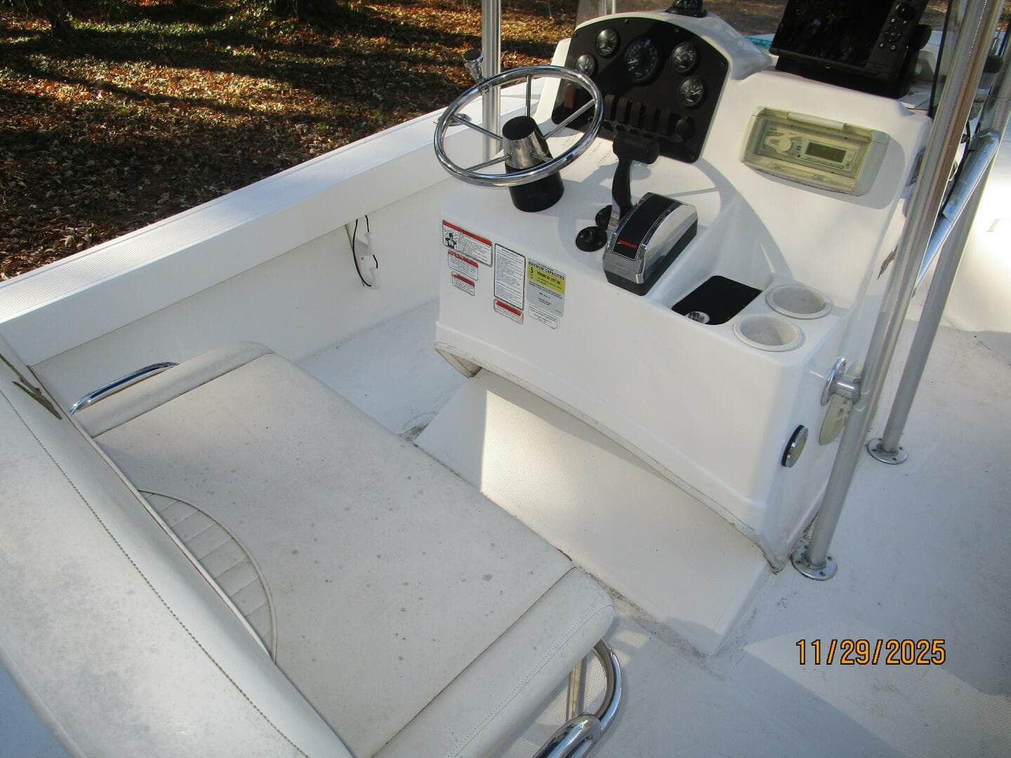 2010 Mako 184 — photo 12