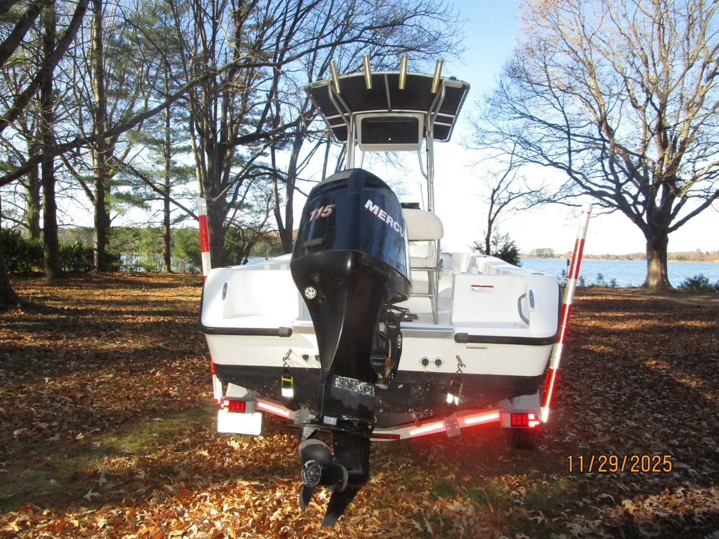 2010 Mako 184 — photo 7