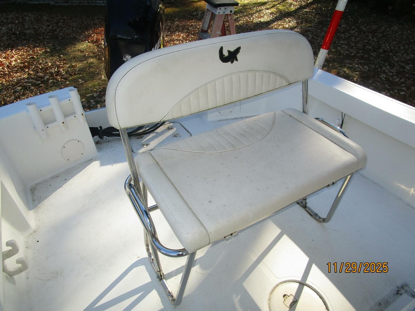 2010 Mako 184 — photo 16