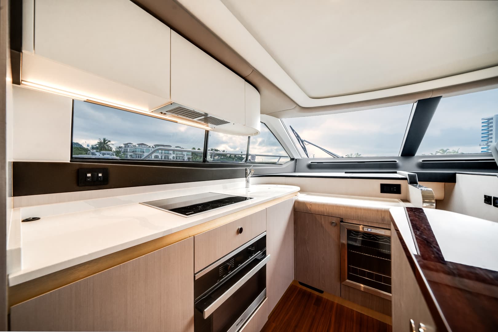 2022 Azimut 60 Fly — photo 46