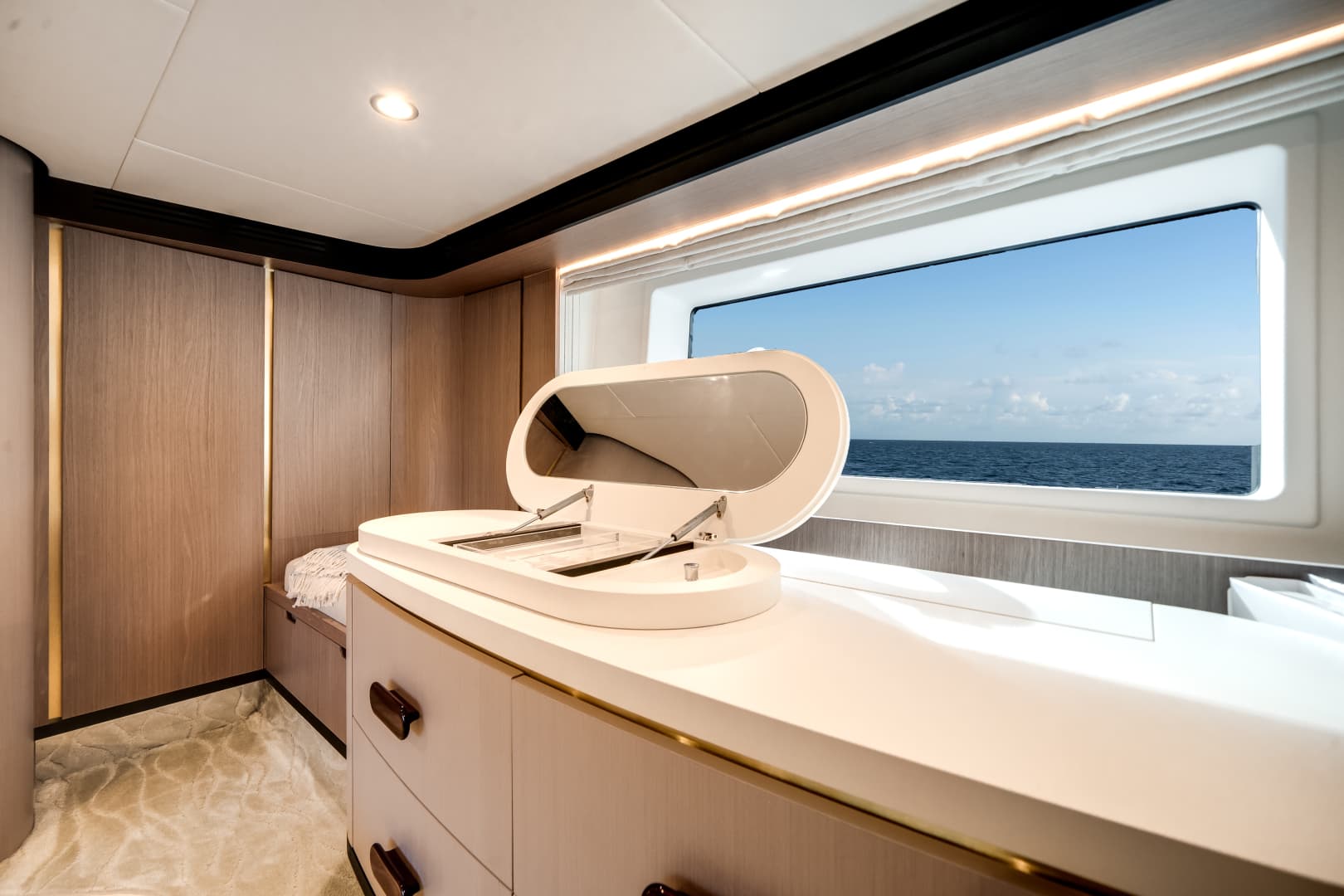 2022 Azimut 60 Fly — photo 26