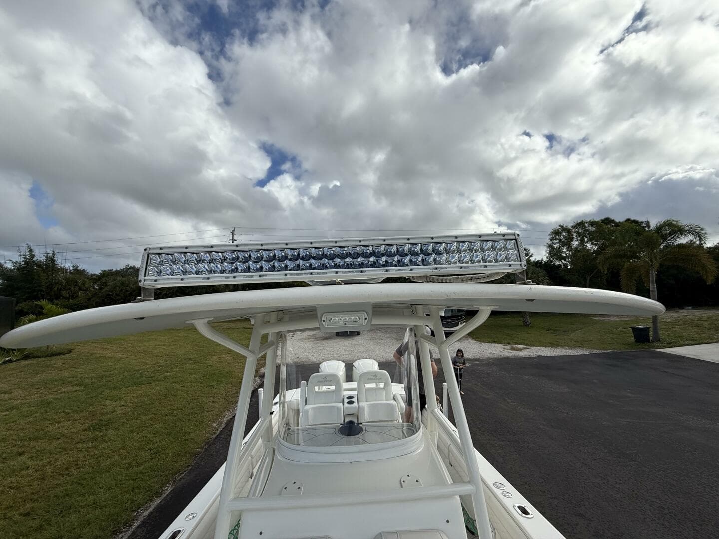 2017 Regulator 28 — photo 21