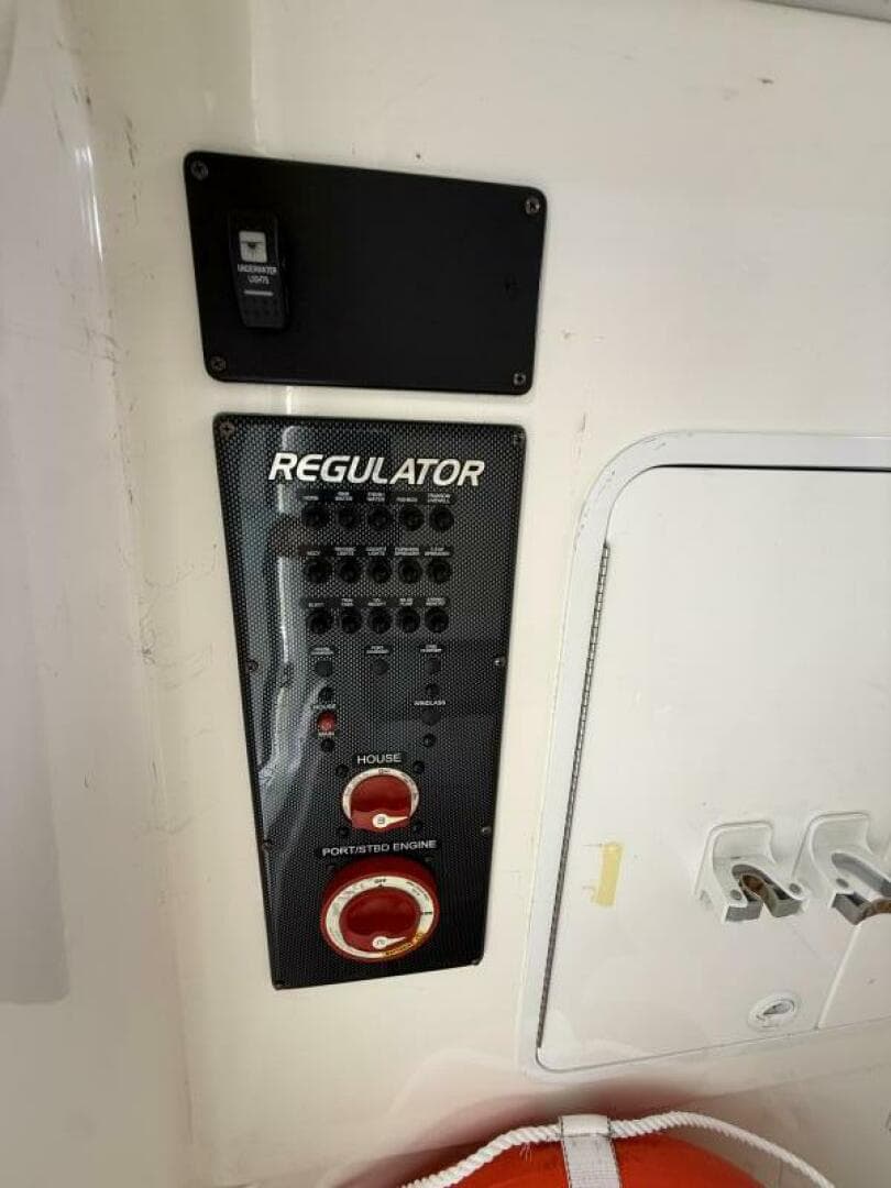 2017 Regulator 28 — photo 20