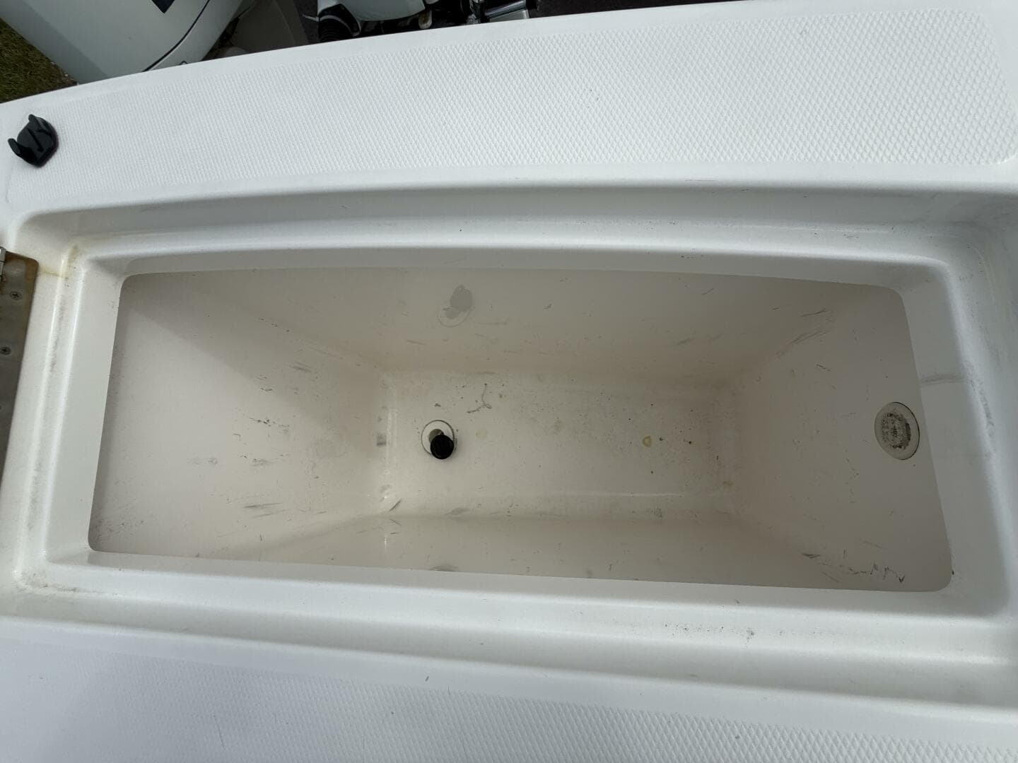 2017 Regulator 28 — photo 16