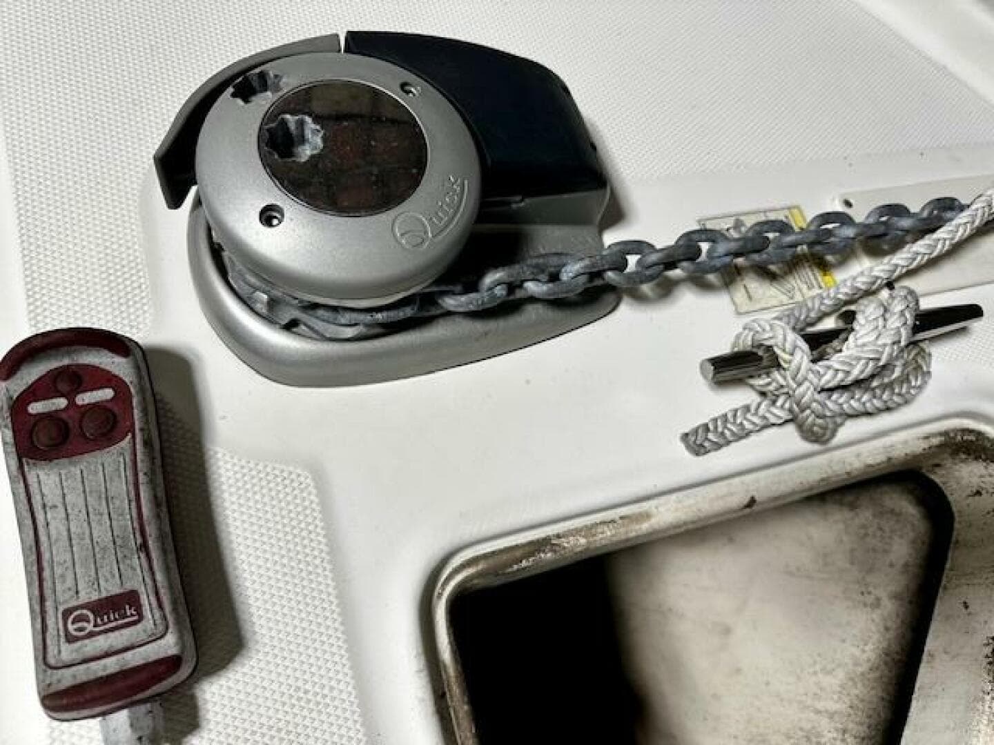 2016 Boston Whaler 285 Conquest — photo 25