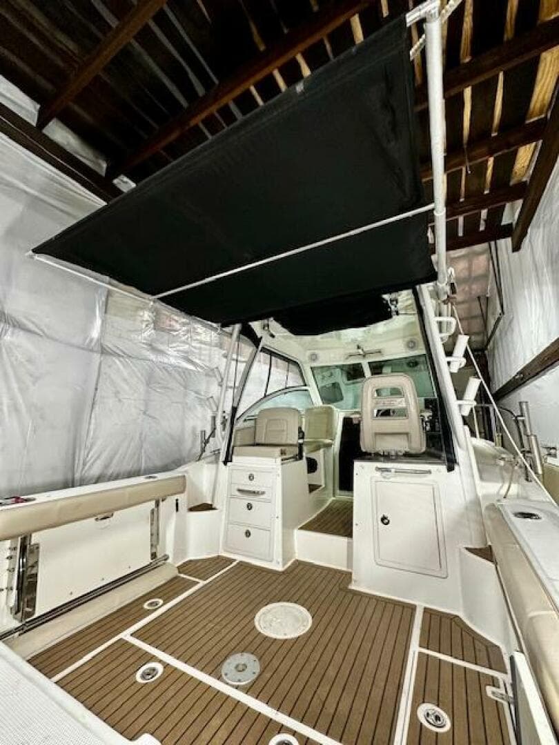 2016 Boston Whaler 285 Conquest — photo 29