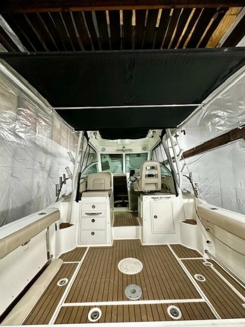 2016 Boston Whaler 285 Conquest — photo 30