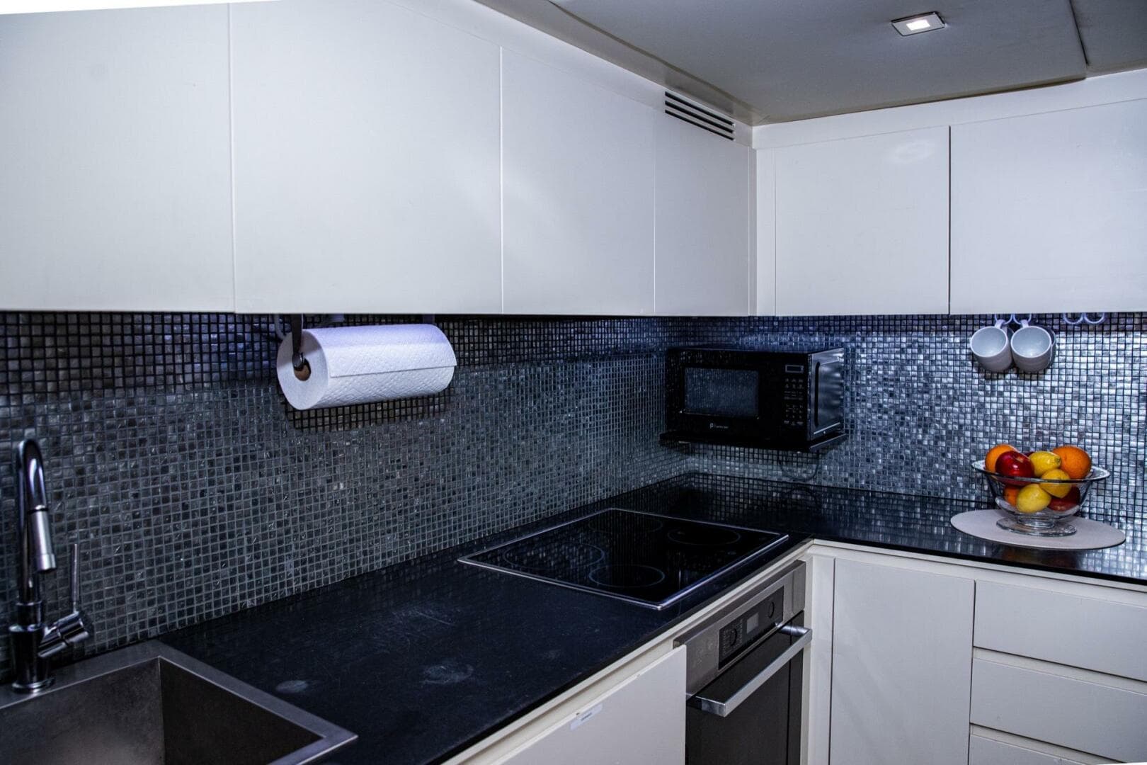 2012 Pershing — photo 10