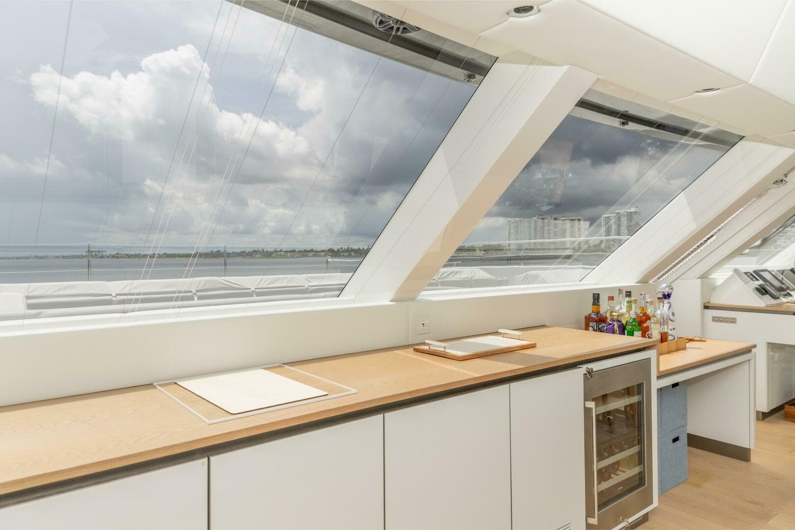 2024 Sunreef 80 Sunreef Power — photo 8