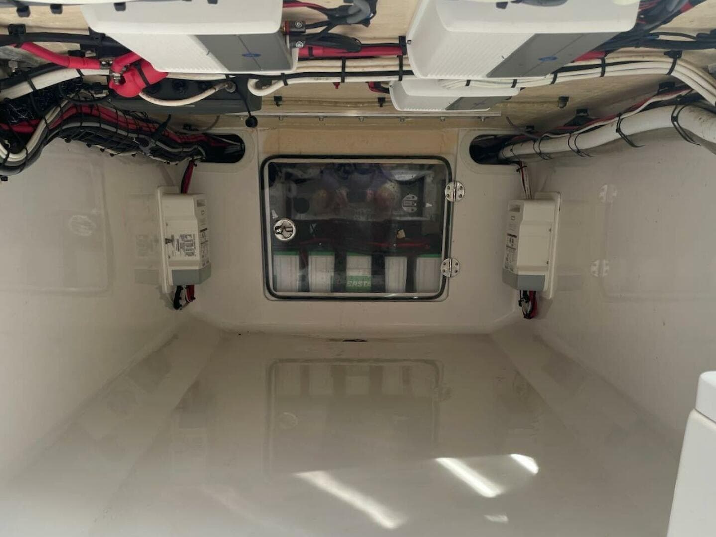 2013 Bahama 37 CC — photo 7