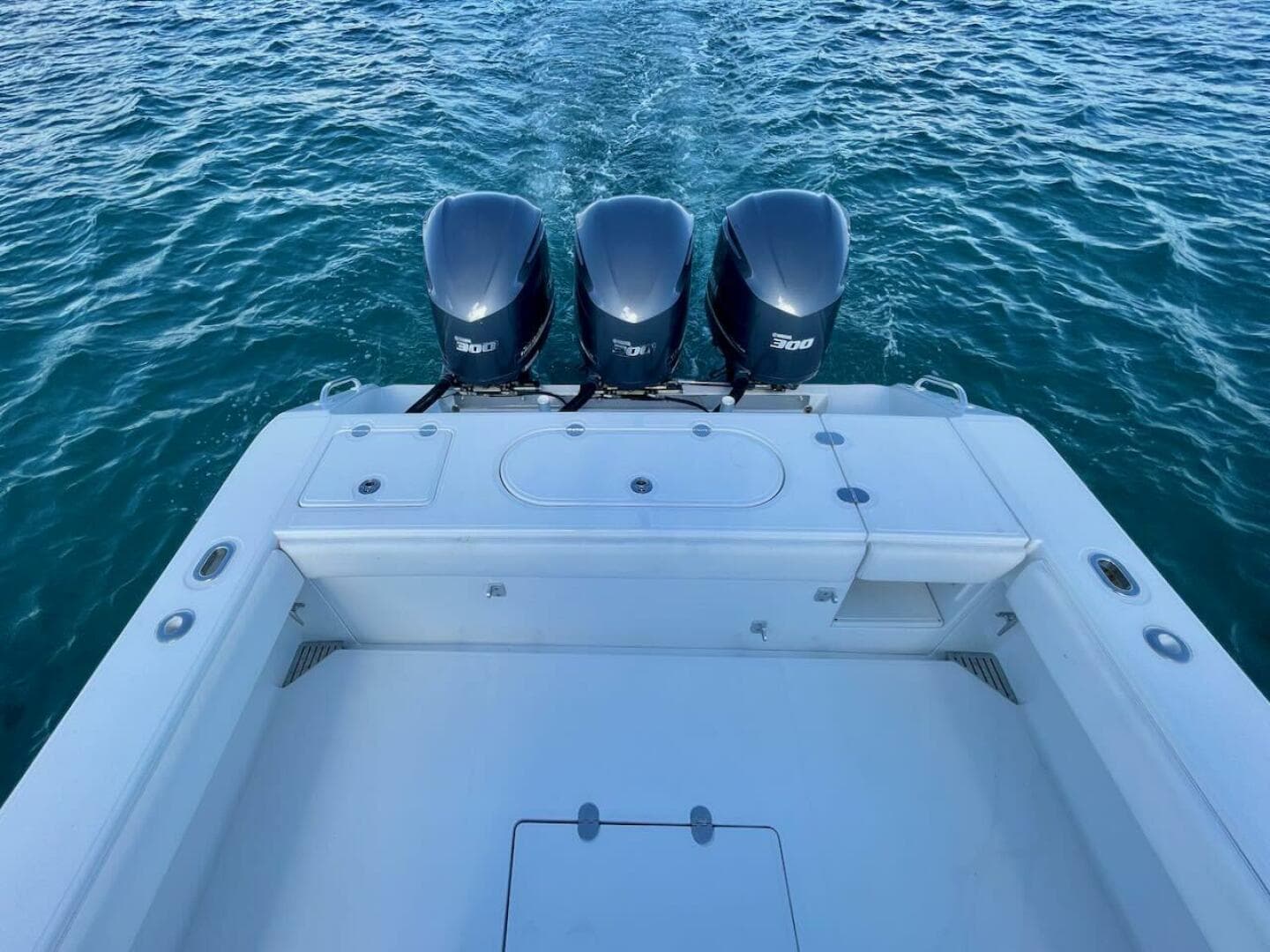 2013 Bahama 37 CC — photo 14