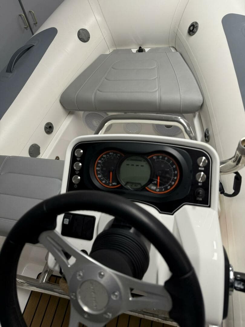 2024 Williams Jet Tenders 345 Sport Jet — photo 3