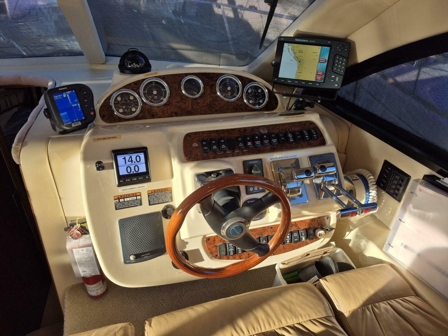 2006 Meridian 411 Sedan — photo 9