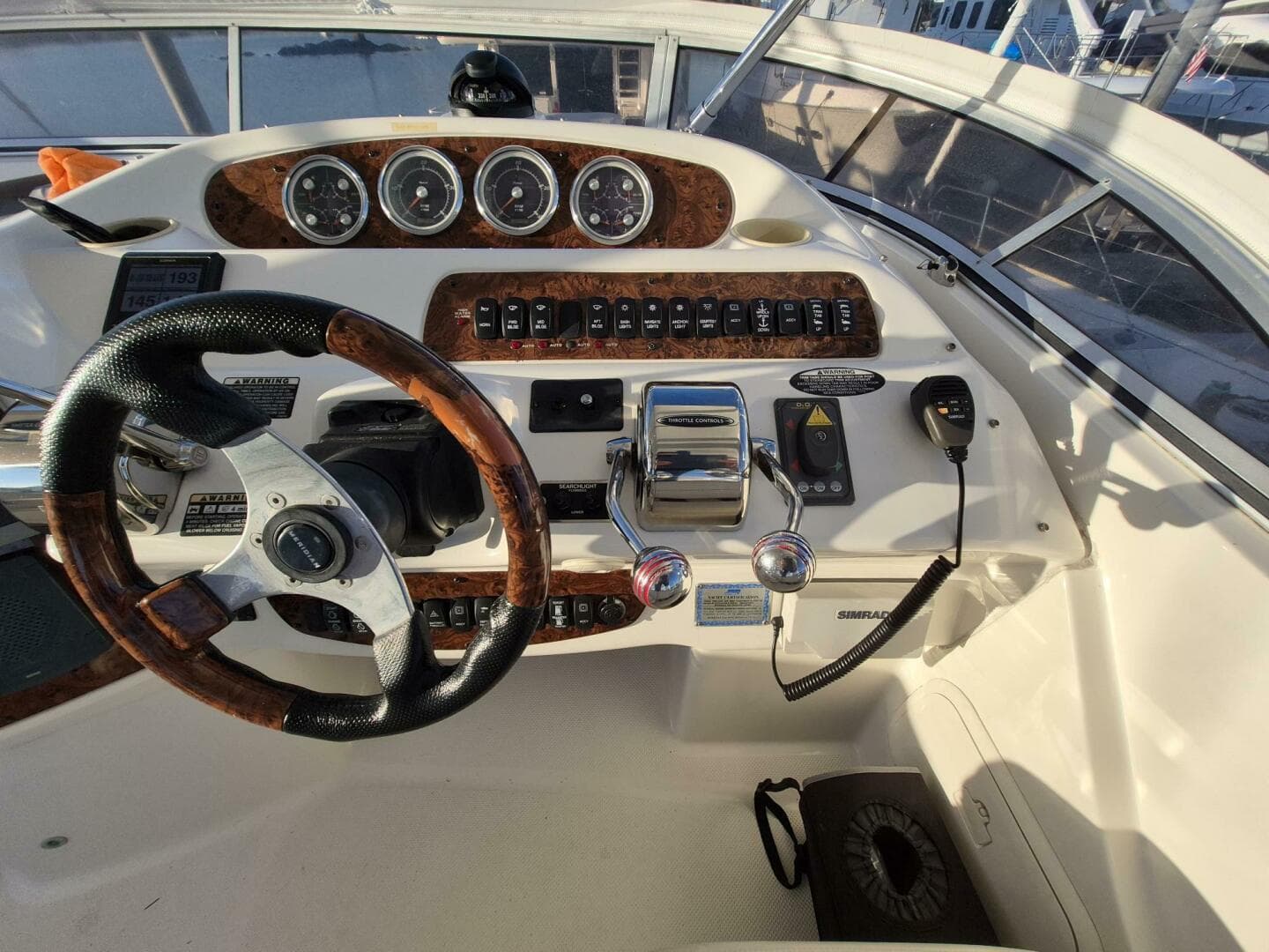 2006 Meridian 411 Sedan — photo 21