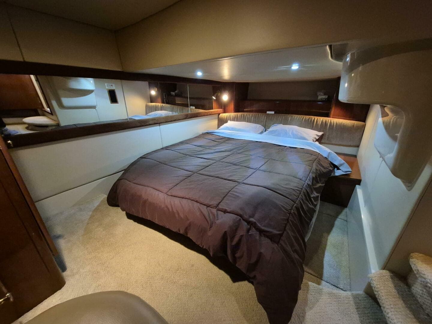 2006 Meridian 411 Sedan — photo 11