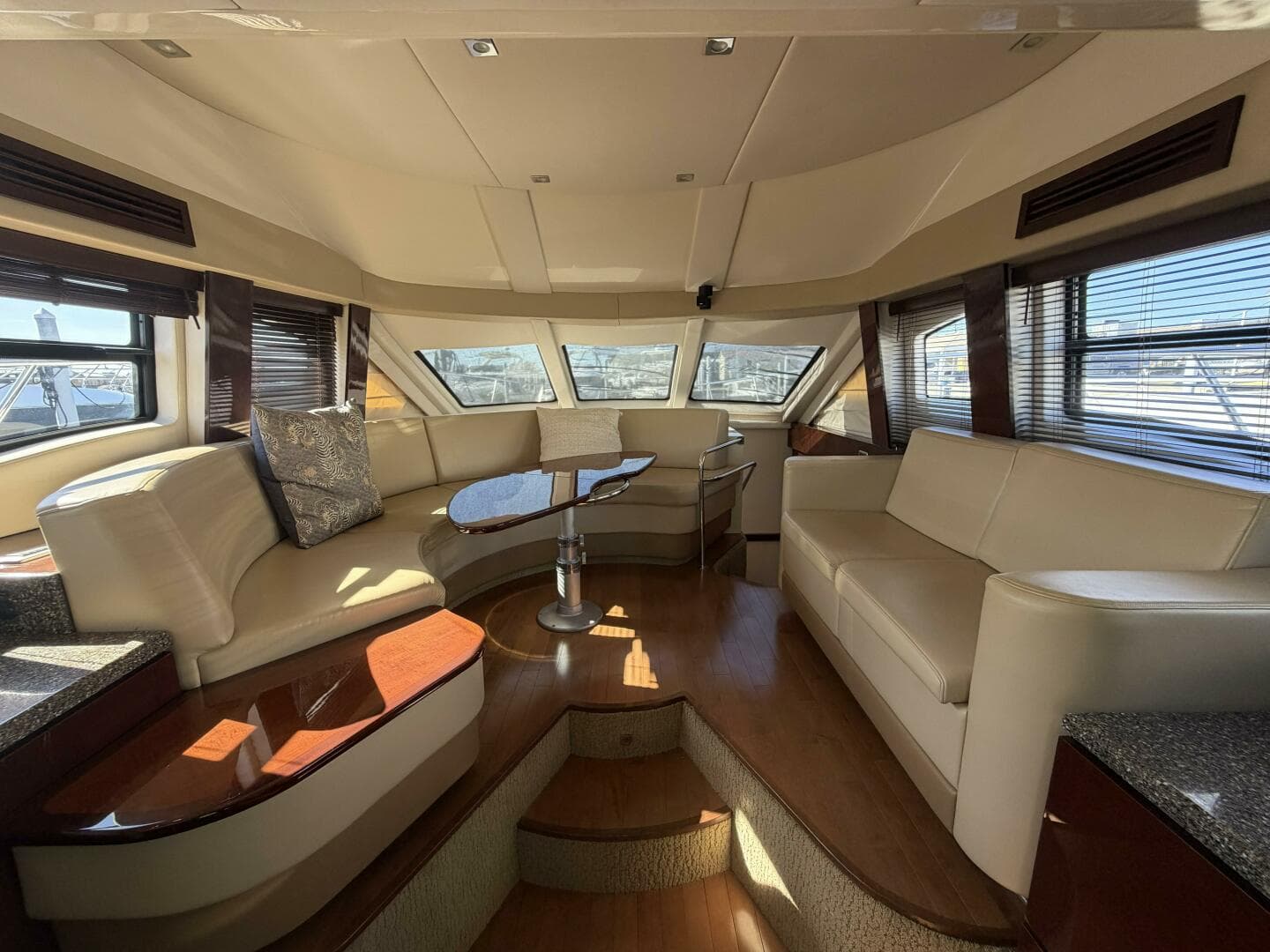 2008 Sea Ray 47 Sedan Bridge — photo 4