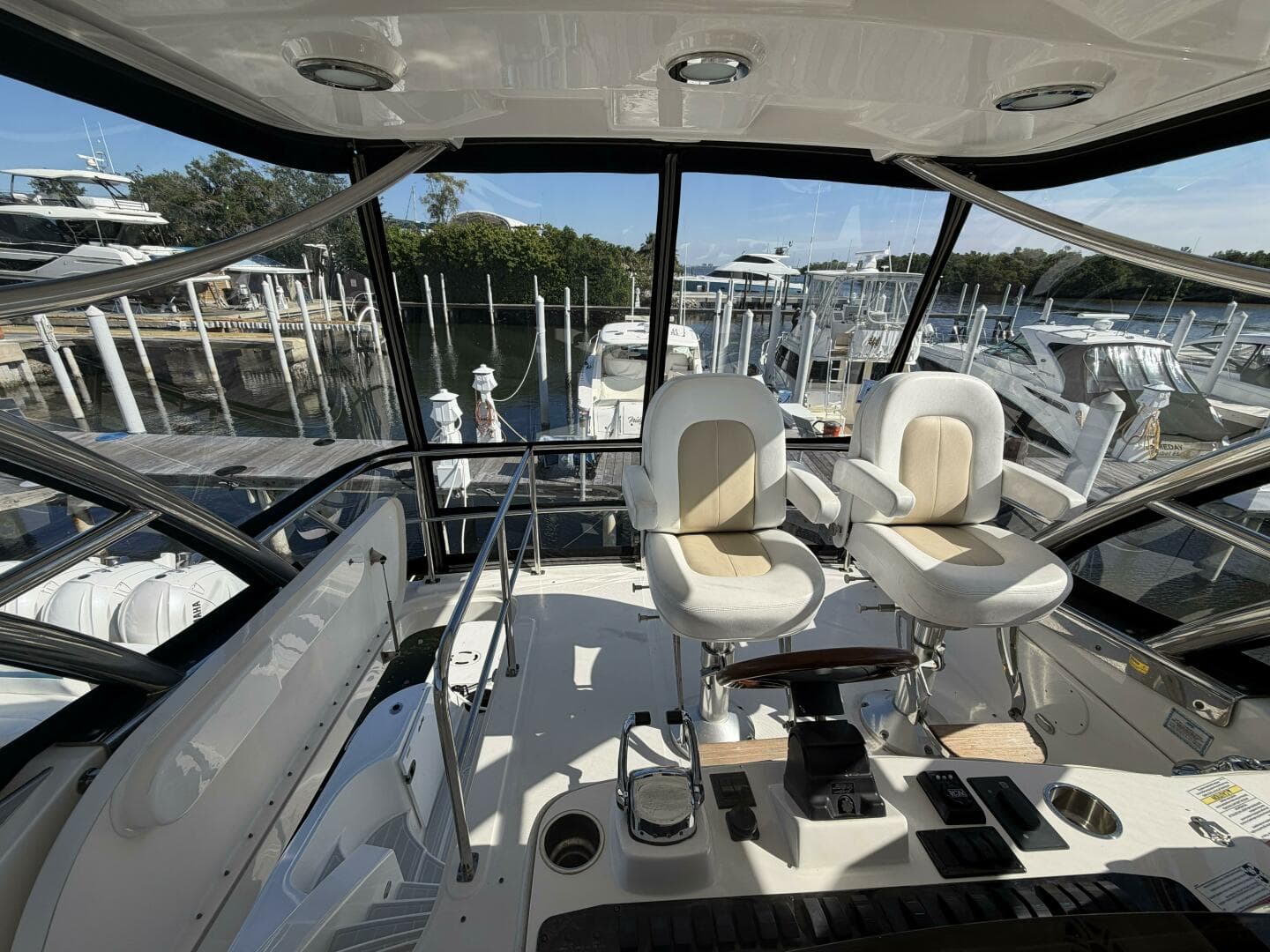 2008 Sea Ray 47 Sedan Bridge — photo 8