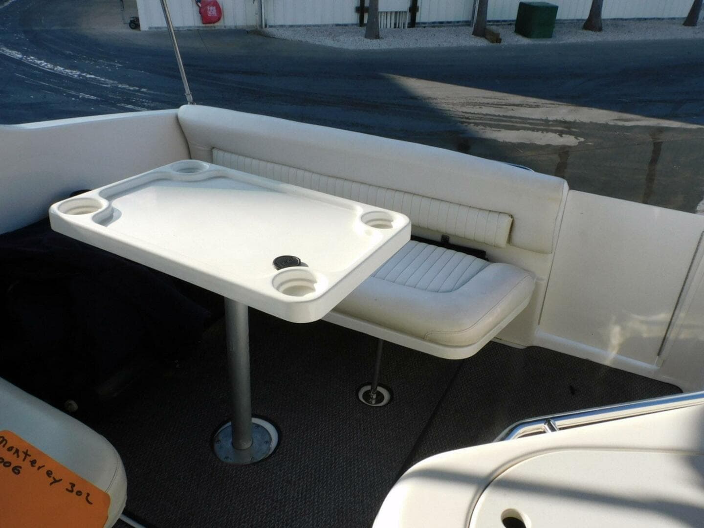 2006 Monterey 302 Sport Cruiser — photo 29