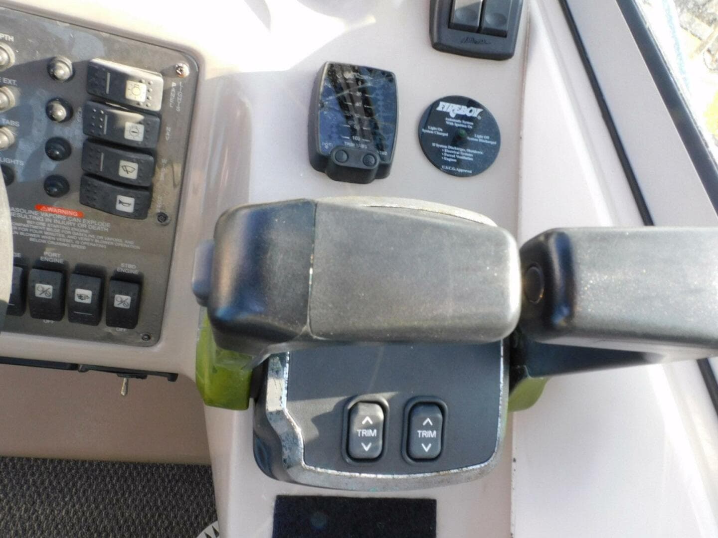 2006 Monterey 302 Sport Cruiser — photo 28