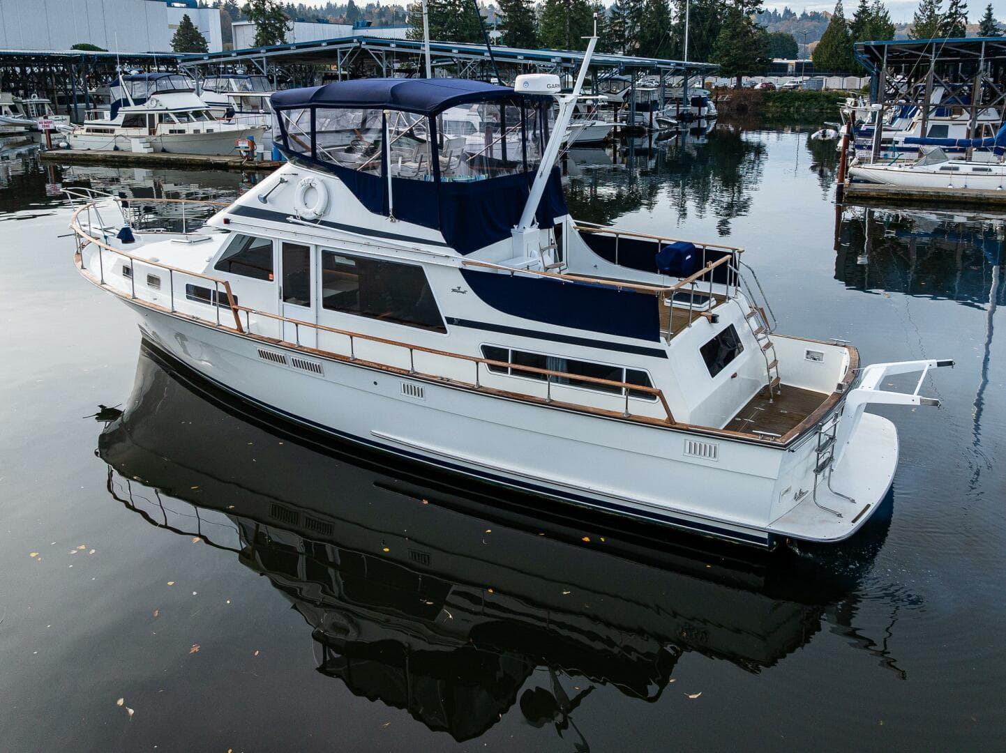 1991 Tollycraft 48 — photo 3