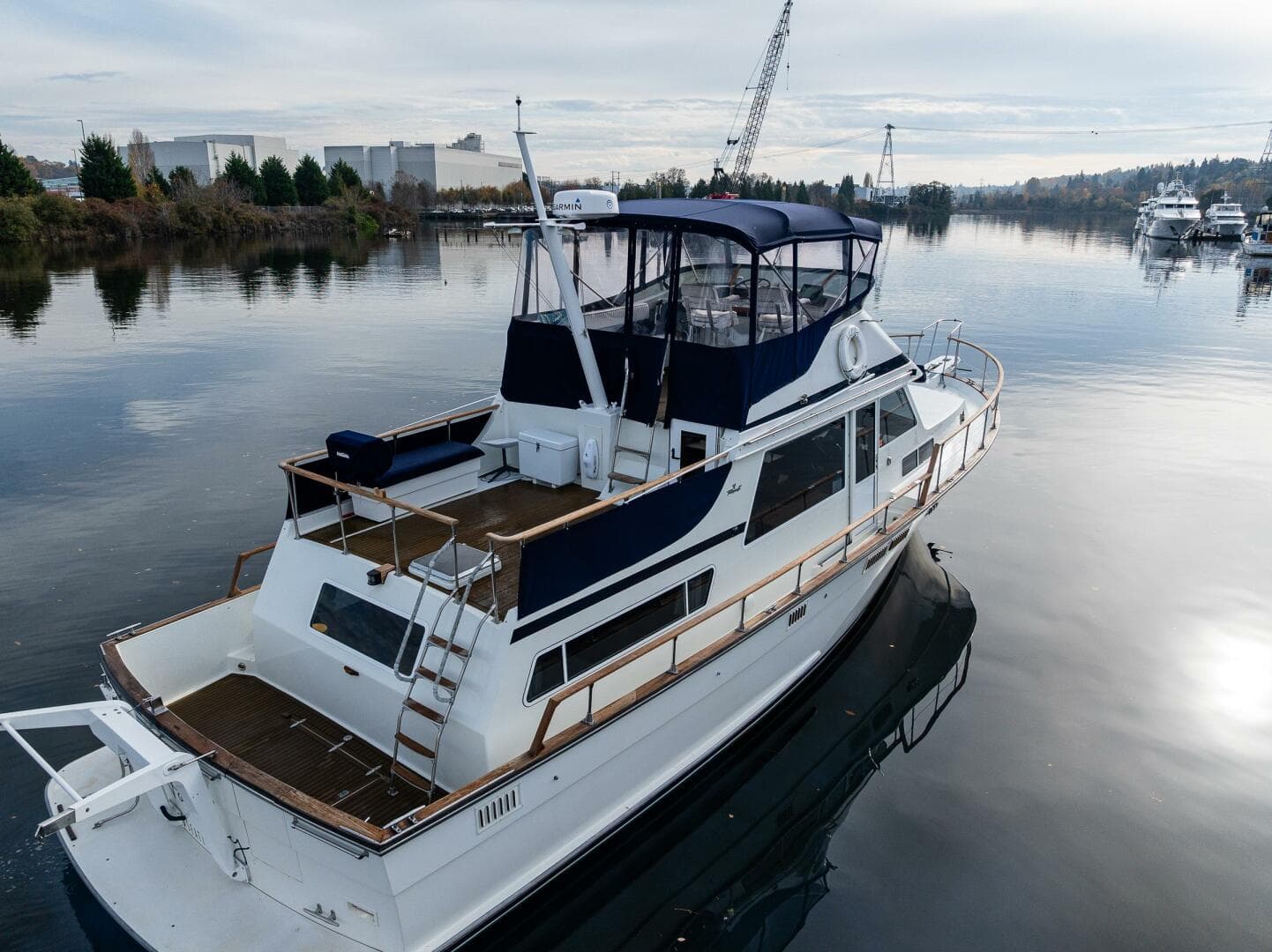 1991 Tollycraft 48 — photo 9