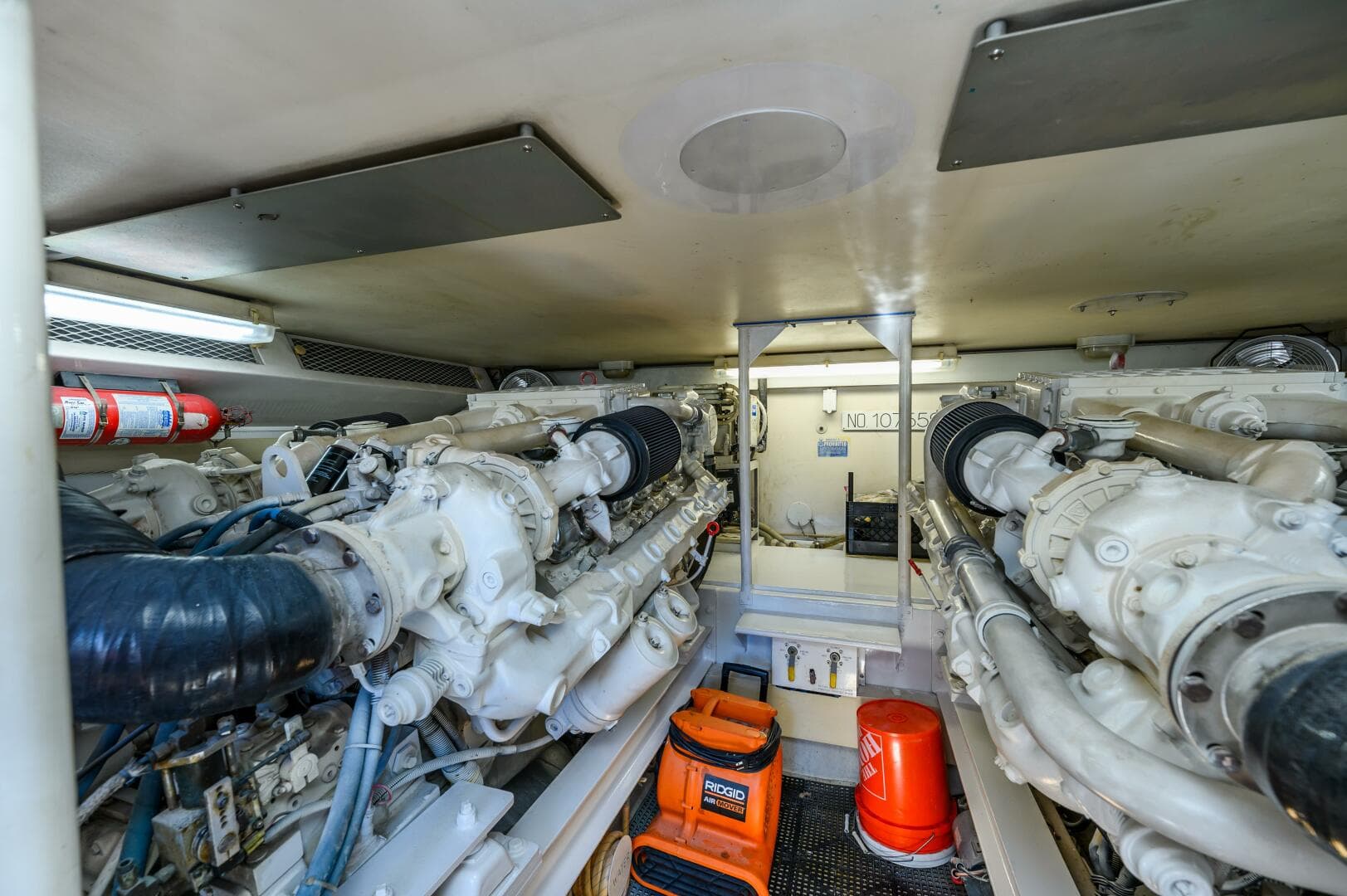 1999 Viking 58 Enclosed Flybridge — photo 45