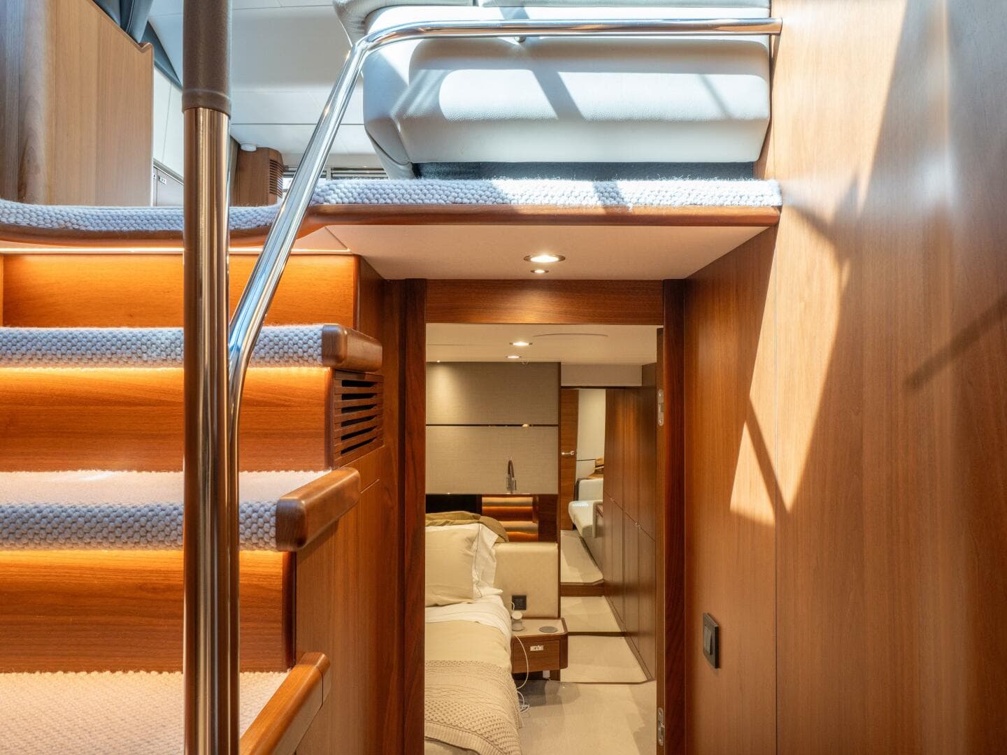 2020 Princess S66 — photo 42